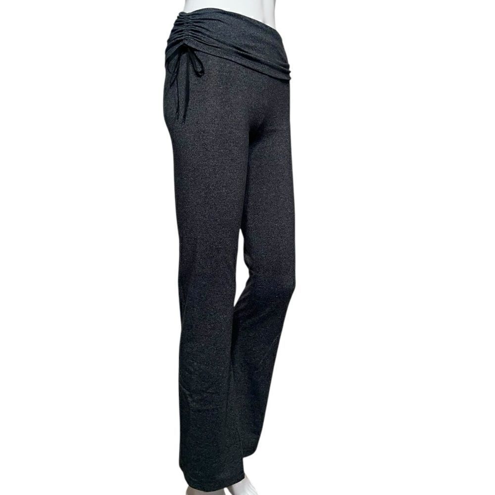 Victoria’s Secret Sport Ruched Fold-Over Waist Yoga Pant (XS Short)